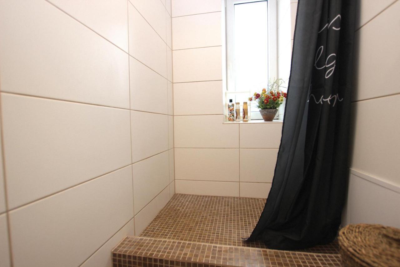 Riga Mezaparks Apartment + Private Parking Exteriör bild